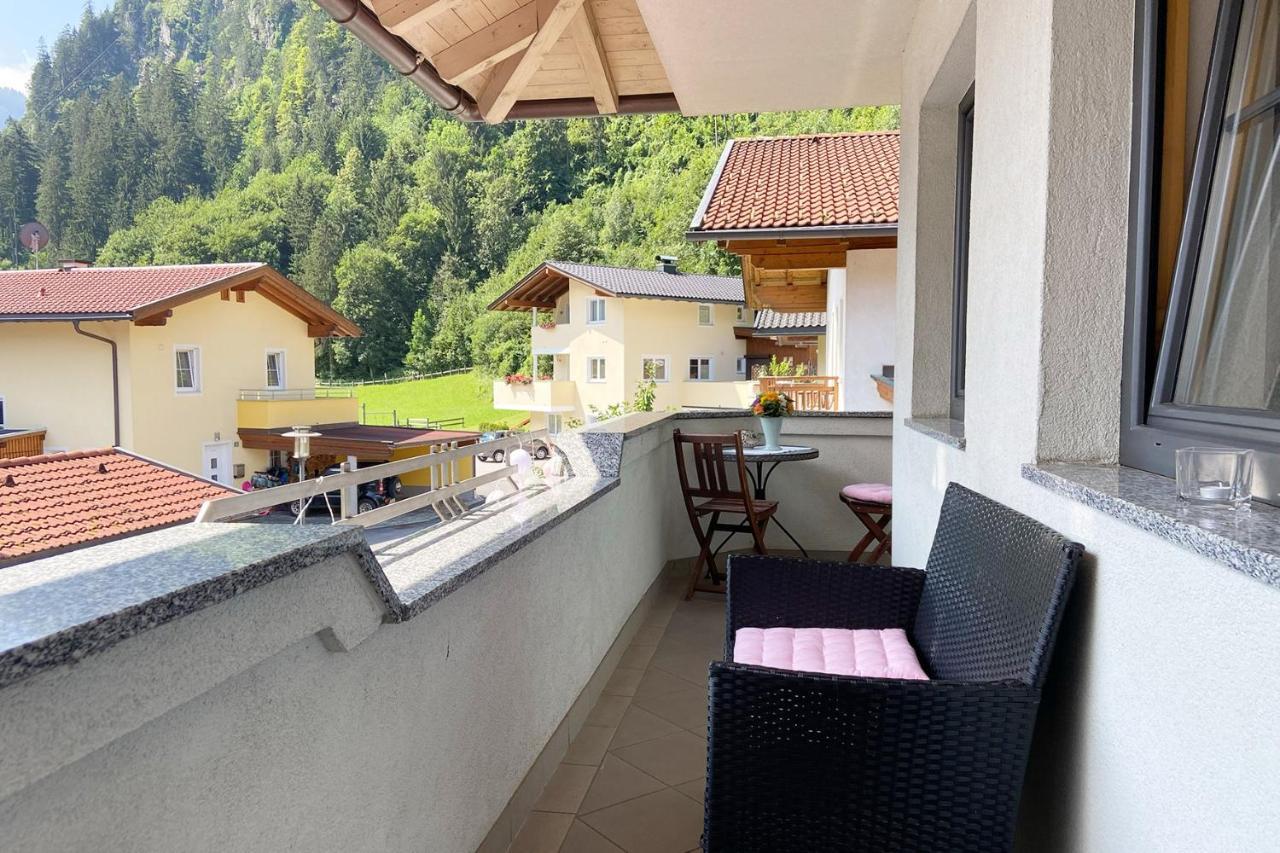 Apart Haus Bella Майерхофен Екстериор снимка